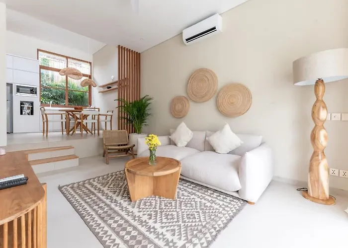 Moon Seaside By Pura Homes *