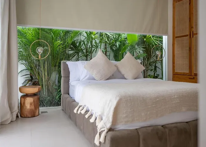 Moon Seaside By Pura Homes * チャングー