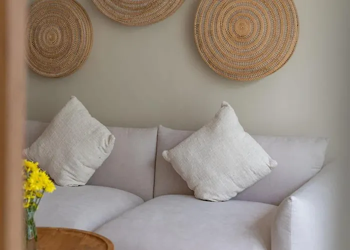 Moon Seaside By Pura Homes *